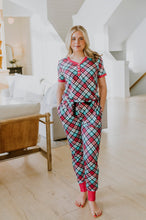 Load image into Gallery viewer, PREORDER: Short Sleeve Jogger PJ Set in Assorted Prints
