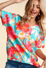 Load image into Gallery viewer, V Neck Drop Shoulder Floral Top