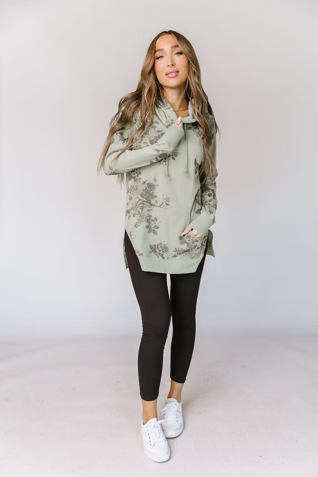 Ampersand SideSlit Hoodie in Sunday Brunch