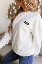 Load image into Gallery viewer, Ampersand Quilted Pullover in White