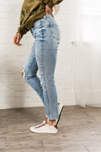 Load image into Gallery viewer, Ampersand 621 Denim