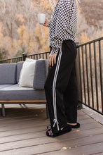 Load image into Gallery viewer, Ampersand Wide Leg Bow Comfs in Bold &amp; Beautiful