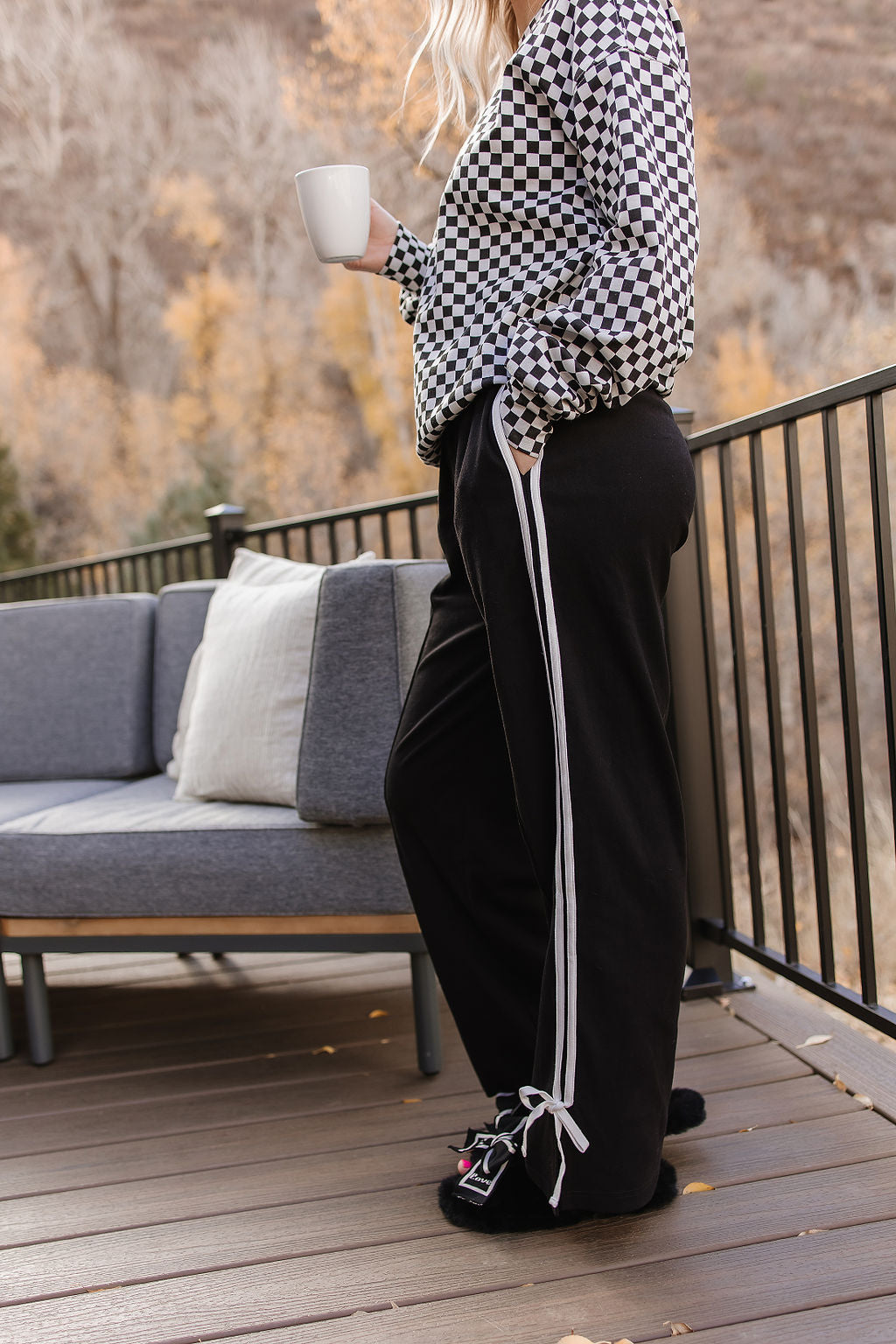 Ampersand Wide Leg Bow Comfs in Bold & Beautiful