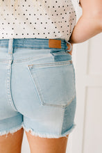 Load image into Gallery viewer, Two-Toned Shorts