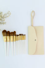 Load image into Gallery viewer, 13 Piece Makeup Brush Kit with Case