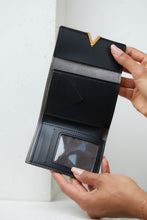 Load image into Gallery viewer, True North Wallet in Black