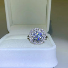 Load image into Gallery viewer, 2 Carat Moissanite 925 Sterling Silver Ring