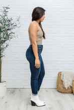 Load image into Gallery viewer, Crossways Halter Top