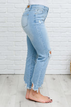 Load image into Gallery viewer, Mid-rise Destroyed Hem Judy Blue Boyfriend Jeans