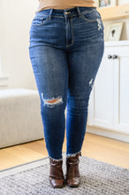 Load image into Gallery viewer, Annalise Slanted Raw Hem Judy Blue Skinny Jeans