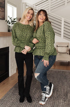 Load image into Gallery viewer, Ariana Printed Top in Olive