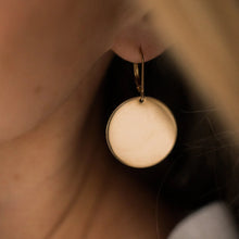 Load image into Gallery viewer, Classic Disc Earrings
