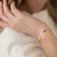 Load image into Gallery viewer, Disc Chain Bracelet