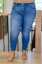 Load image into Gallery viewer, Bethany Frayed Hem Detail Skinny Judy Blue Jeans