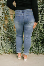 Load image into Gallery viewer, Better Days Vintage Wash Judy Blue Boyfriend Jeans