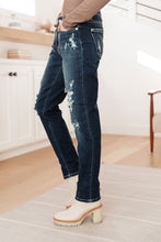 Load image into Gallery viewer, Bleach Splash Judy Blue Boyfriend Jeans