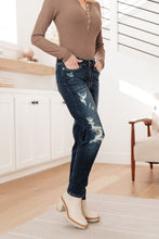 Load image into Gallery viewer, Bleach Splash Judy Blue Boyfriend Jeans