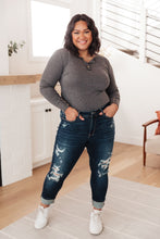 Load image into Gallery viewer, Bleach Splash Judy Blue Boyfriend Jeans