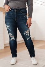 Load image into Gallery viewer, Bleach Splash Judy Blue Boyfriend Jeans