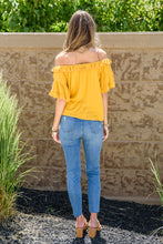 Load image into Gallery viewer, Capture The Moment Top In Yellow