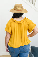Load image into Gallery viewer, Capture The Moment Top In Yellow