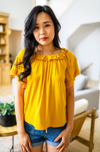 Load image into Gallery viewer, Capture The Moment Top In Yellow