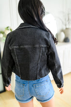 Load image into Gallery viewer, Charlie Cropped Judy Blue Denim Jacket