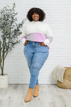 Load image into Gallery viewer, Hi-Rise Button Fly Judy Blue Skinny Jeans