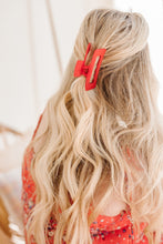 Load image into Gallery viewer, Claw Clip Set of 4 in Red