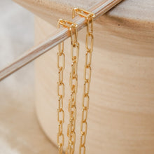 Load image into Gallery viewer, Paperclip Necklace