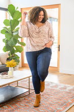 Load image into Gallery viewer, Georgia Back Yoke Skinny Judy Blue Jeans with Phone Pocket