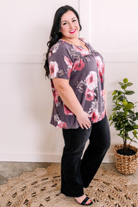 Front Seam Detail Top In Plum Florals