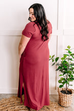 Load image into Gallery viewer, V Neck Maxi Dress With Pockets In Rosewood