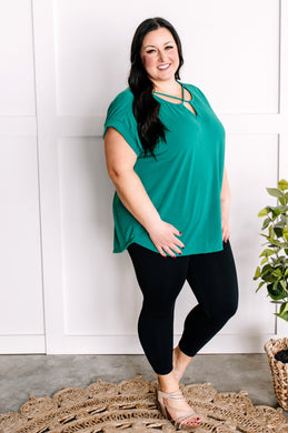 Criss Cross Front Top In Emerald