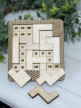 Load image into Gallery viewer, Wood Daily Calendar Puzzle
