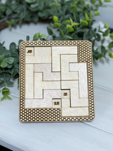Load image into Gallery viewer, Wood Daily Calendar Puzzle