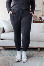 Load image into Gallery viewer, Essential Lounge Joggers In Black Lava