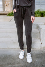 Load image into Gallery viewer, Essential Lounge Joggers In Black Lava