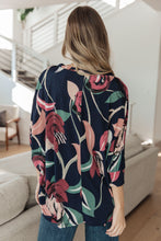 Load image into Gallery viewer, Float On Floral Top