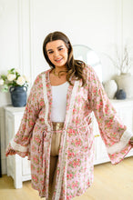 Load image into Gallery viewer, Floral Femme Kimono