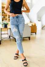 Load image into Gallery viewer, Florence High Waist Destroyed Judy Blue Boyfriend Jeans