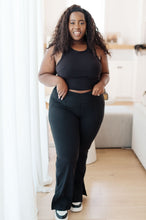 Load image into Gallery viewer, On the Move V Front Flare Leggings