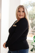 Load image into Gallery viewer, DOORBUSTER: Glitter Lining Long Sleeve V-Neck Top