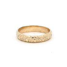 Load image into Gallery viewer, Floral Band Ring