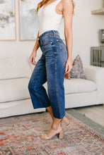 Load image into Gallery viewer, High Rise Wide Leg Crop Judy Blue Jeans