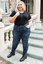 Load image into Gallery viewer, High Rise Starlight Judy Blue Skinnies