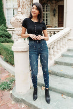 Load image into Gallery viewer, High Rise Starlight Judy Blue Skinnies