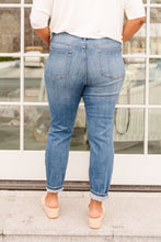 Load image into Gallery viewer, High Waist Slim Fit Judy Blue Jeans