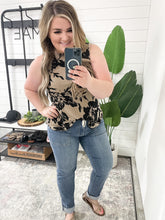 Load image into Gallery viewer, Delia Sleeveless Floral Tank