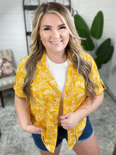 Load image into Gallery viewer, Clementine Floral Button Up Blouse